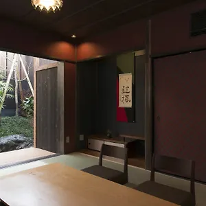 Kamishichiken Oku Ryokan